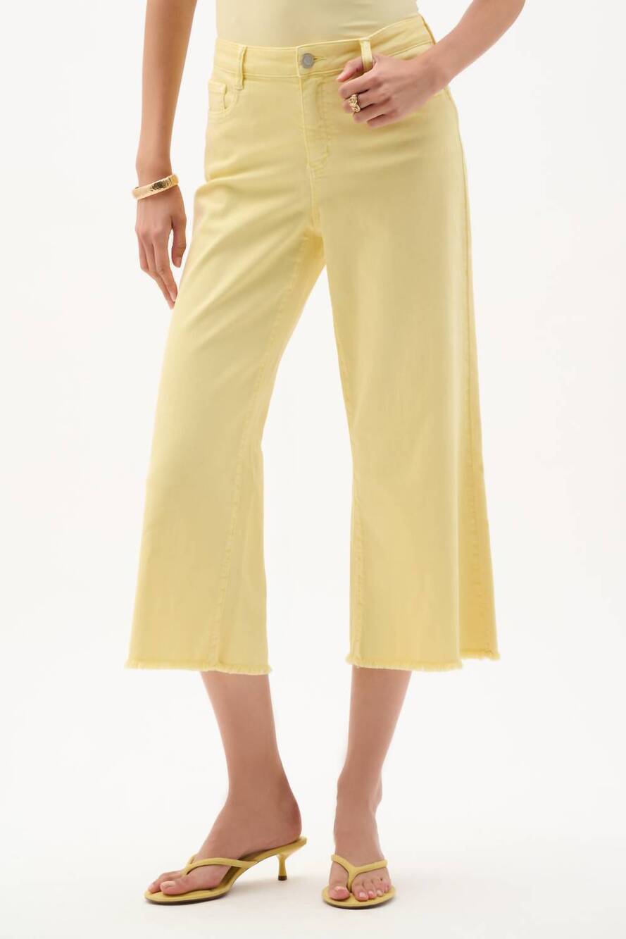 NEW JOSEPH RIBKOFF crop pants in yellow